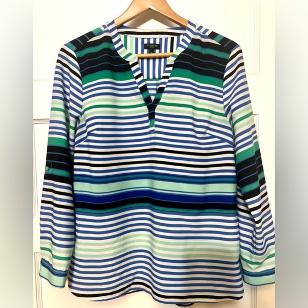 Talbots Woman Multicolor Top
Blouse With Roll Tab Sleeve - Size Large Petite